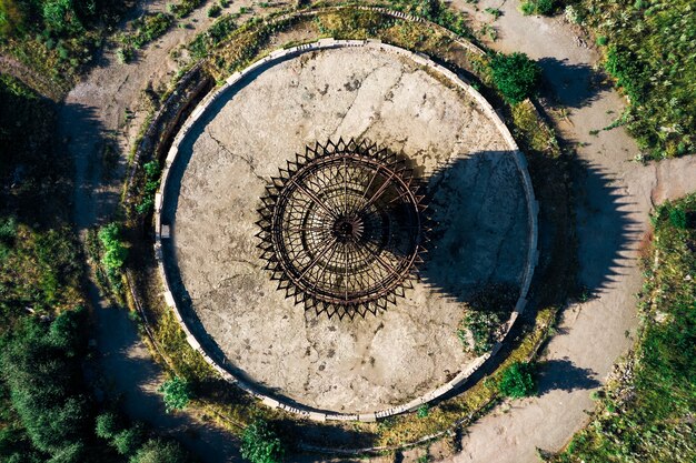 Verlaten Sovjetstandbeeld in Armenië
