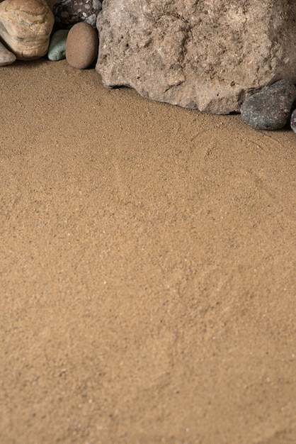 Verschillende stenen op de aard van de zanddood
