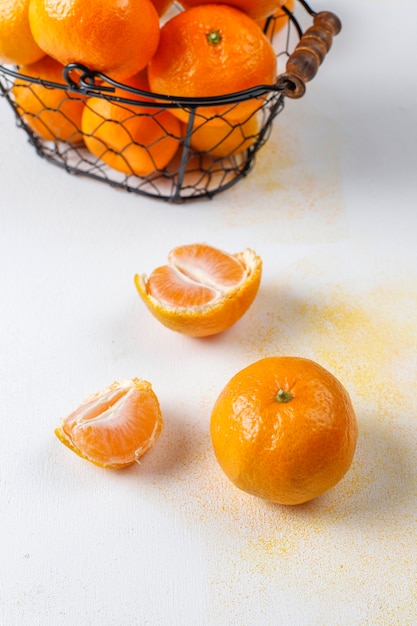 Gratis foto verse sappige clementine mandarijnen.