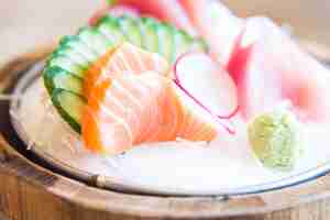 Gratis foto verse sashimi vis