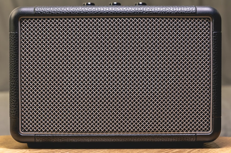 Gratis Foto vierkante muziekluidspreker metalen mesh textuur close-up