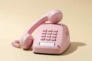 Gratis foto vintage roze telefoon assortiment