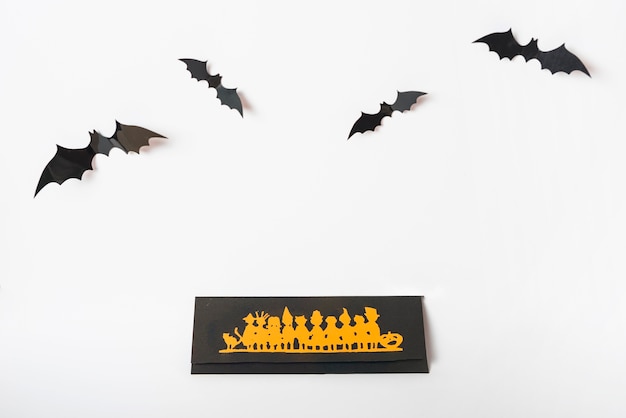 Gratis foto vleermuizen over halloween-decoratie
