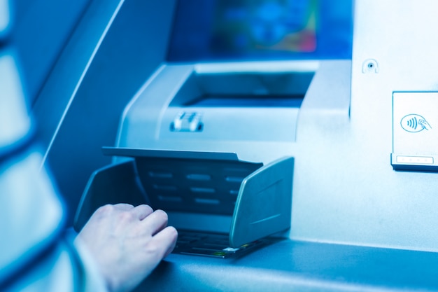 Voer het wachtwoord in in de bankautomatisering