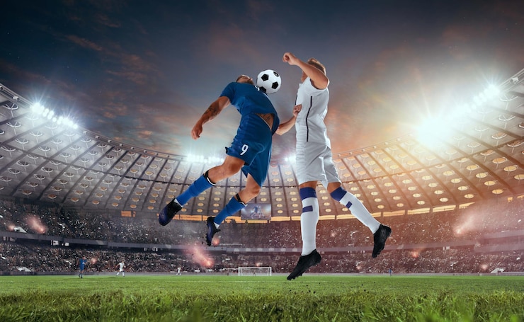 Gratis Foto voetballers in actie op professioneel stadion