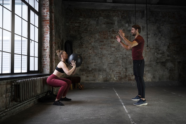 Volledig geschoten mensen trainen met gymbal