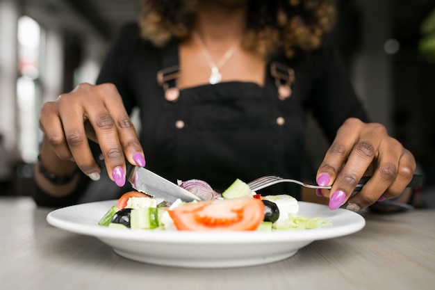 Gratis foto volwassen bedrijf zwarte cafe oud