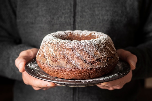 Vooraanzicht van heerlijk cakeconcept