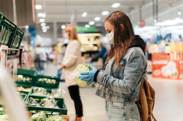 Vooraanzicht van sociaal afstandsconcept