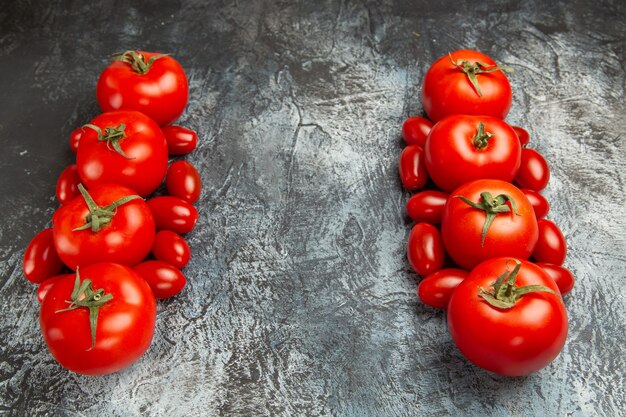 Vooraanzicht verse rode tomaten