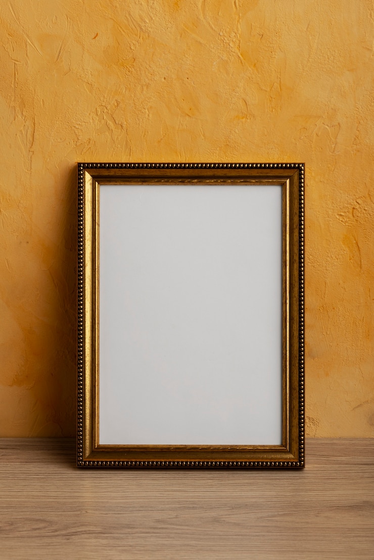 Gratis Foto voorbeeld van een leeg vintage frame.