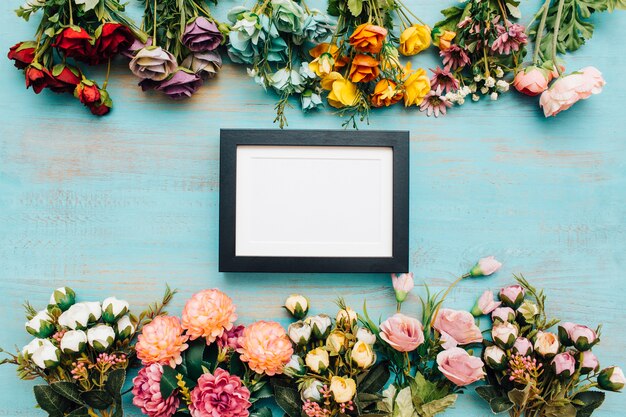 Vrolijke bloemen met frame.