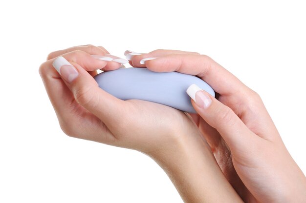 Vrouw hand met zeep