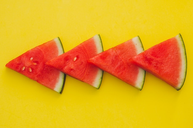 Gratis foto watermeloen driehoeken compositio