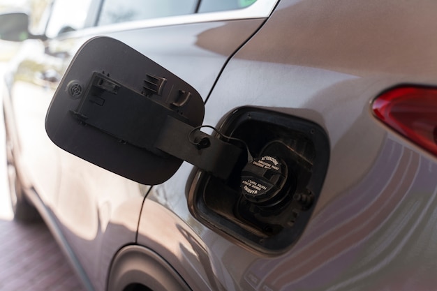 Weergave van auto bij het tankstation