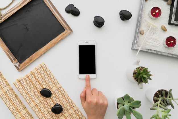 Wellness samenstelling met smartphone