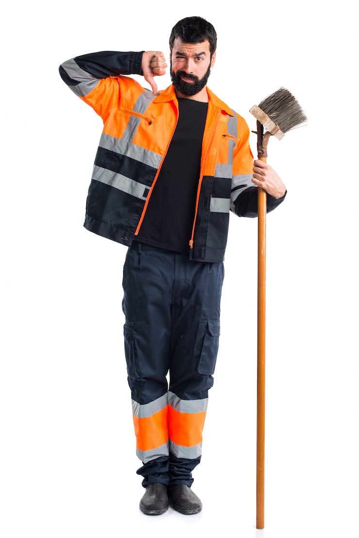 Gratis Foto werkdoek schoon gebaar veegende man