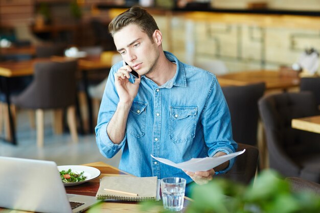 Werken tegen de lunch