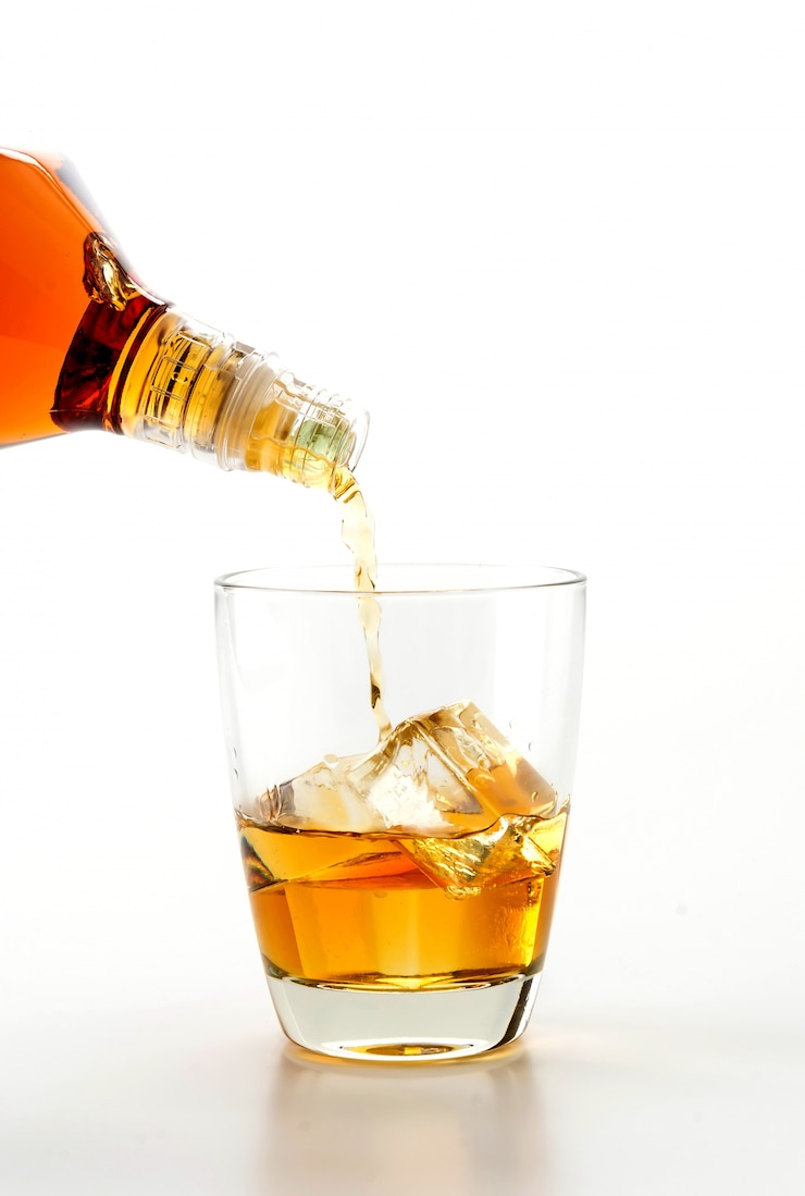 Gratis Foto wisky gieten