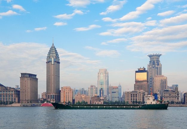Wolkenkrabbers en skyline van de stad in Shanghai