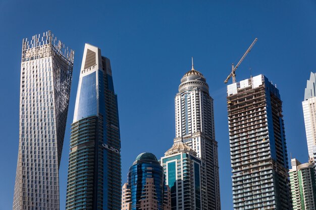 Wolkenkrabbers in Dubai Marina.