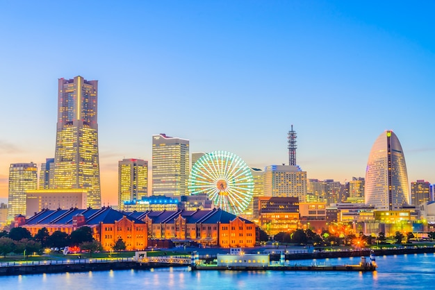 Yokohama skyline van de stad