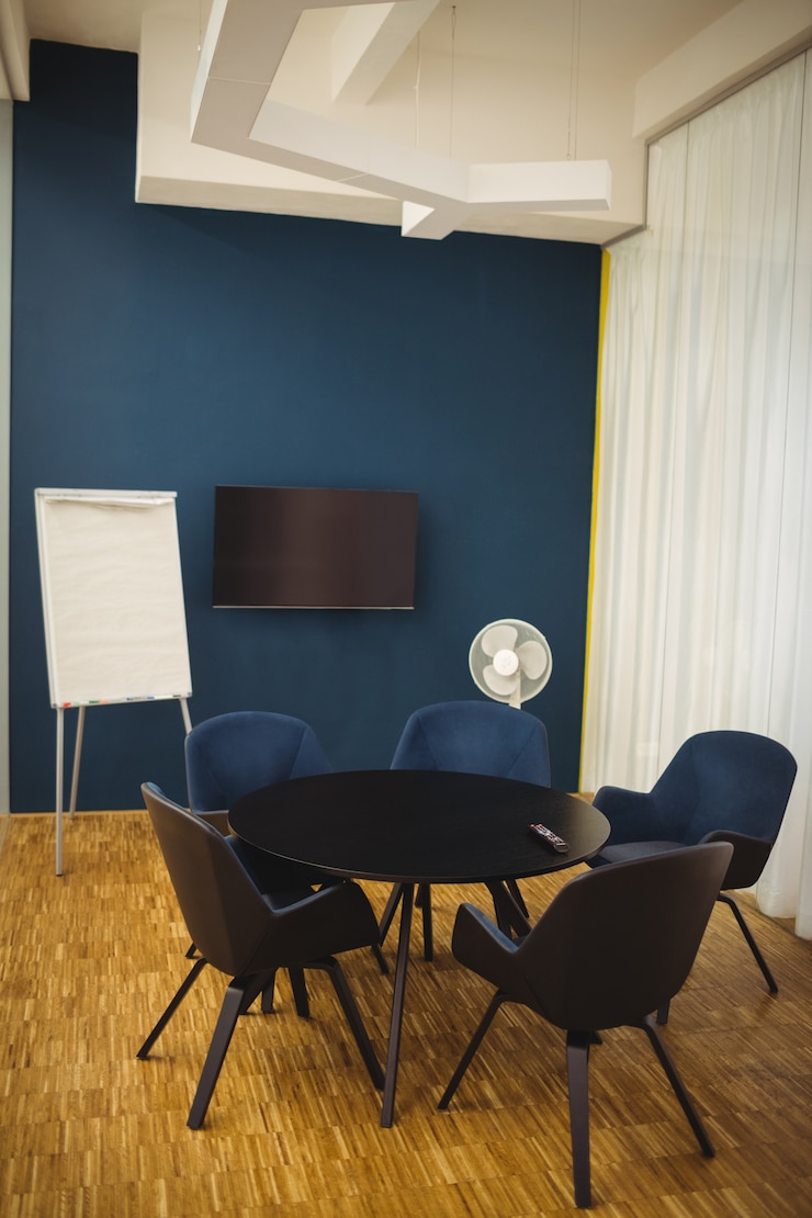 Gratis Foto zakelijke vergaderzaal in het kantoor