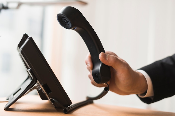 Gratis Foto zakenman met hoofdtelefoon