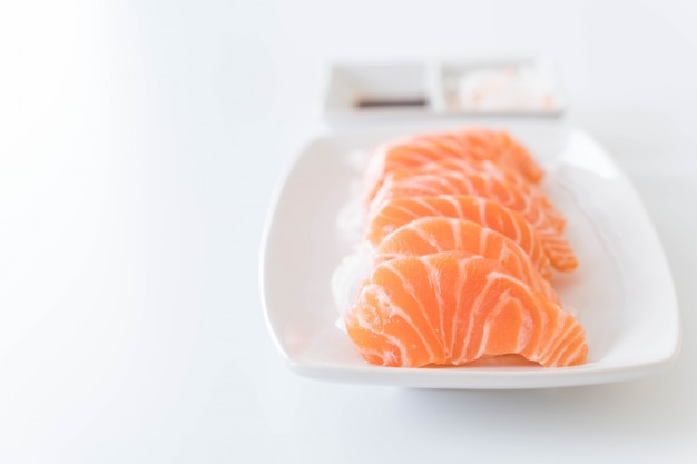 Zalm ruwe sashimi