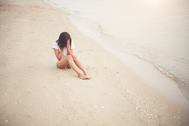 Zee zand persoon witte natuur