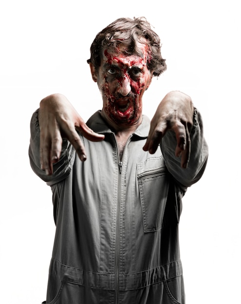 Gratis foto zombie met opgeheven armen