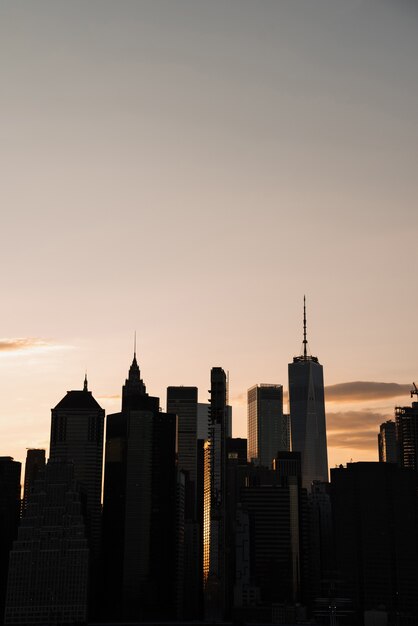 Zonsonderganghorizon van de stad van New York