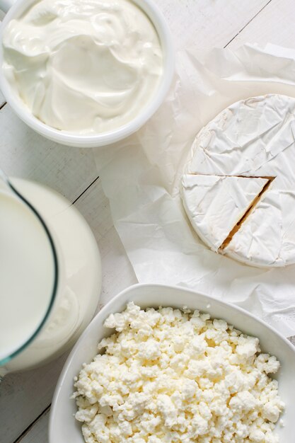 Zuivelproducten op tafel