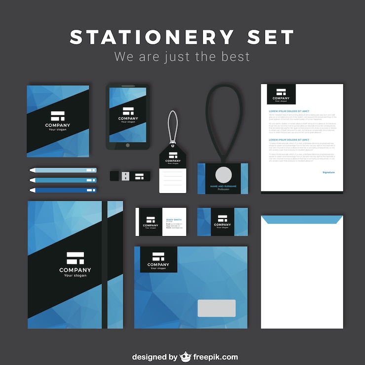 Gratis Vector blauwe veelhoekige identiteit corporatieve