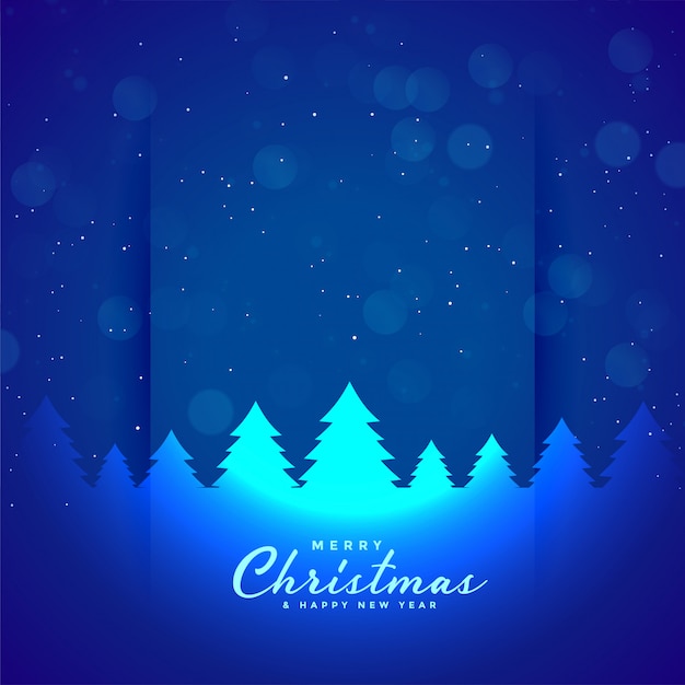 Blauwe vrolijke kerstboom en sneeuwvlokkenachtergrond