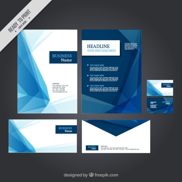 Gratis Vector briefpapier met blauwe geometrische vormen