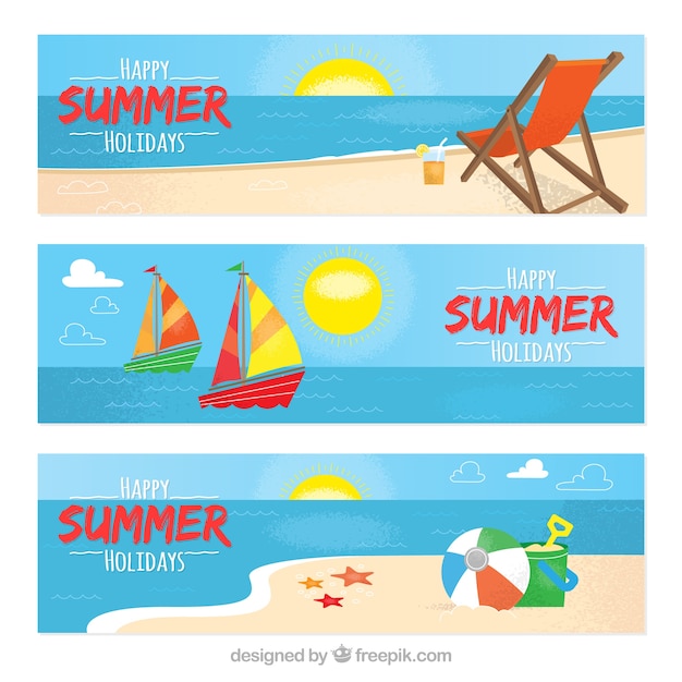 Gratis vector drie zomer banners in vlakke vormgeving