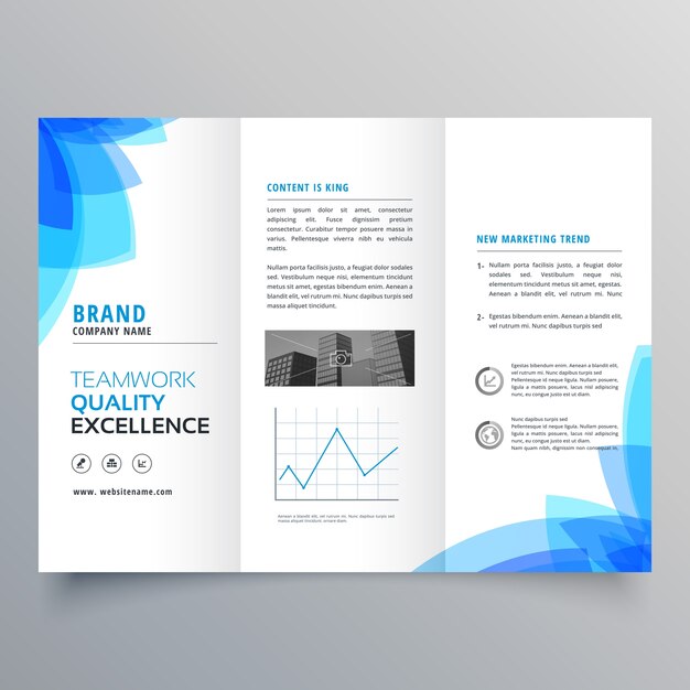 Driehoekige brochure sjabloon ontwerp met abstracte blauwe vormen