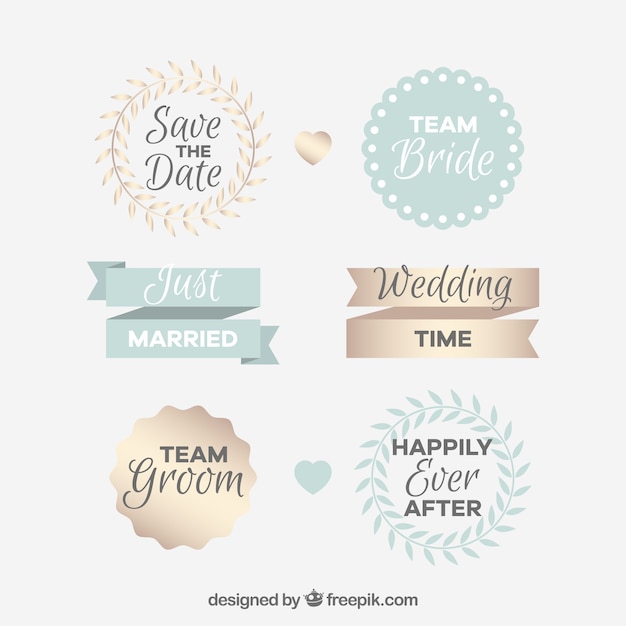 Gratis vector floral bruiloft labels-collectie in vlakke stijl