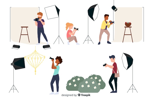 Gratis vector fotografen werken met platte ontwerppersonages