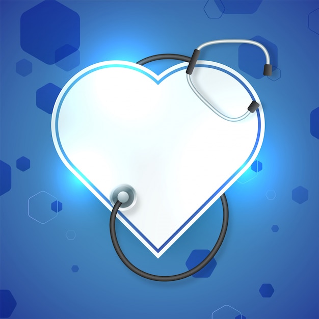 Glanzend wit papier hart met stethoscoop op blauwe achtergrond voor medisch concept.
