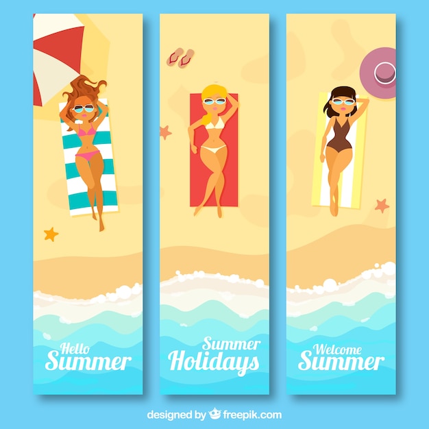 Grote banners met vrouwen zonnebaden