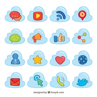 Hand getekend sociale media-elementen in een wolk-vorm