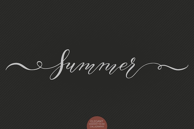 Gratis vector hand getrokken belettering zomer. elegante moderne handgeschreven kalligrafie.