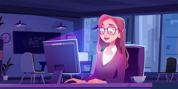 Gratis vector jonge zakenvrouw die 's nachts op kantoor werkt vector cartoon illustratie van drukke vrouwelijke karakter met bril en pak typen op desktopcomputer bedrijfswerknemer die overuren werkt
