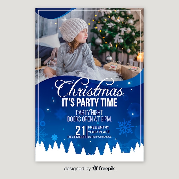 Gratis vector kerstfeest poster met schattig kind