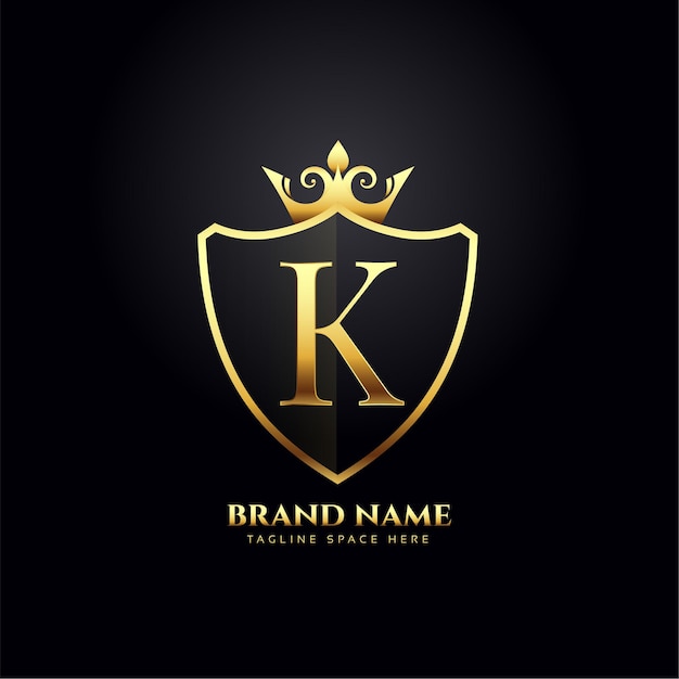 Letter K luxe logo concept met gouden kroon