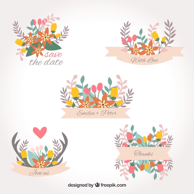 Gratis vector mooi pakket bloemen trouwlabels