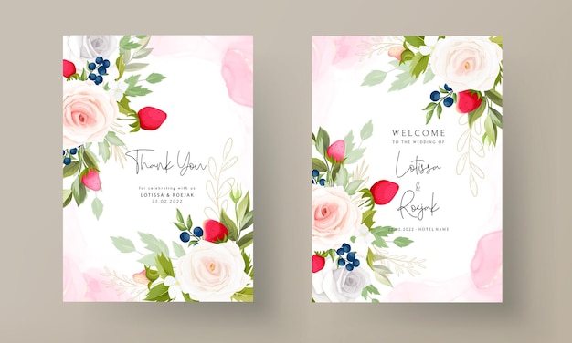 Mooie roze bloem bruiloft uitnodigingskaart met botanische aardbei en bosbes