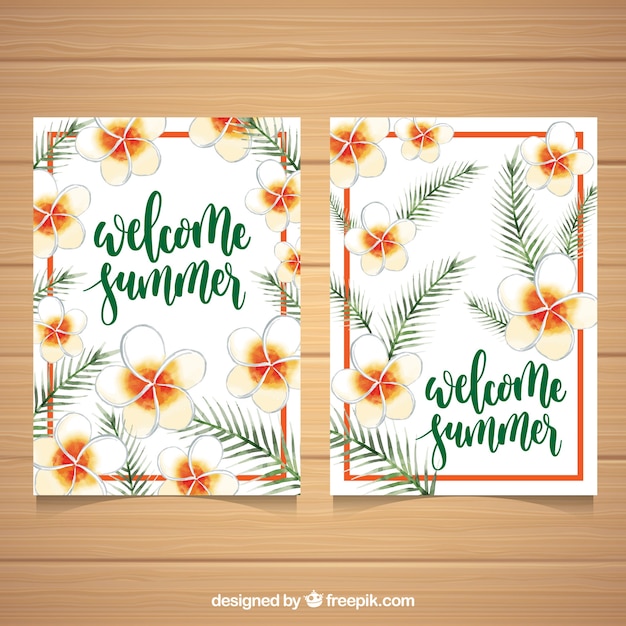 Mooie zomerkaarten met handgetekende bloemen